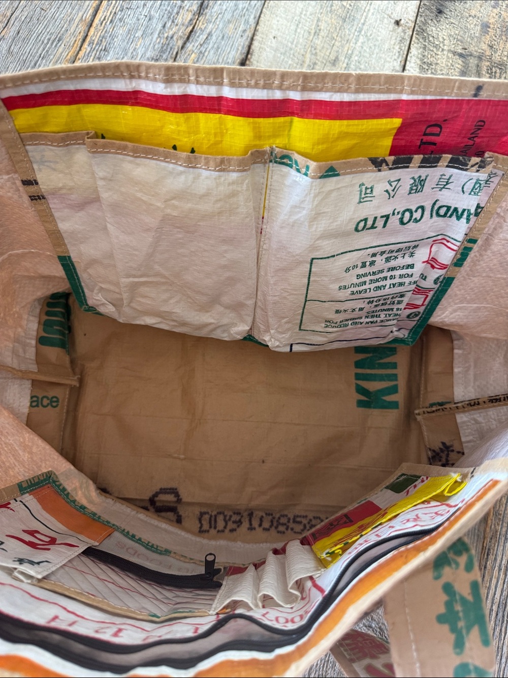 KEEN Eco-Friendly Upcycled Sack Tote - Picture 5 of 9